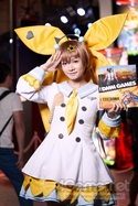 画像ギャラリー No.213のサムネイル画像 / ［TGS 2017］これを見ないとTGSが終わらない？　恒例のコンパニオン・コスプレイヤー写真集第1弾をお届け