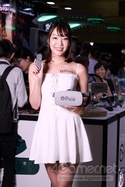 画像ギャラリー No.226のサムネイル画像 / ［TGS 2017］これを見ないとTGSが終わらない？　恒例のコンパニオン・コスプレイヤー写真集第1弾をお届け