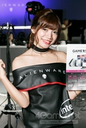 画像ギャラリー No.304のサムネイル画像 / ［TGS 2017］これを見ないとTGSが終わらない？　恒例のコンパニオン・コスプレイヤー写真集第1弾をお届け