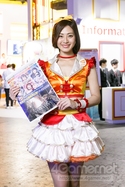 画像ギャラリー No.326のサムネイル画像 / ［TGS 2017］これを見ないとTGSが終わらない？　恒例のコンパニオン・コスプレイヤー写真集第1弾をお届け