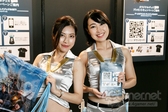 画像ギャラリー No.454のサムネイル画像 / ［TGS 2017］これを見ないとTGSが終わらない？　恒例のコンパニオン・コスプレイヤー写真集第1弾をお届け