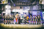 画像ギャラリー No.459のサムネイル画像 / ［TGS 2017］これを見ないとTGSが終わらない？　恒例のコンパニオン・コスプレイヤー写真集第1弾をお届け
