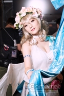 画像ギャラリー No.371のサムネイル画像 / TGS 2017のコンパニオン・コスプレイヤー写真集第2弾を掲載。今度はZIPつき