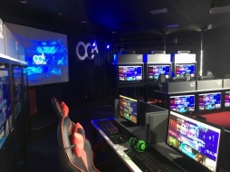 画像ギャラリー No.006のサムネイル画像 / OCA大阪デザイン&IT専門学校がe-Sports施設をリニューアル。無料開放も