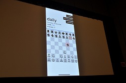 画像ギャラリー No.013のサムネイル画像 / ［GDC 2018］ひと目でゲームの面白さが分かる画面設計の秘訣は，ポスター制作にあり？　良い画面設計のための，シンプルな方針