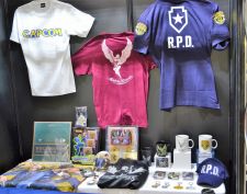 画像ギャラリー No.013のサムネイル画像 / ［TGS 2018］Tシャツにぬいぐるみ，ゲーマー向けデスクにフライパン……。東京ゲームショウ2018の物販ブースを紹介