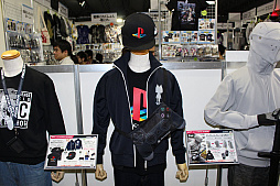 画像ギャラリー No.012のサムネイル画像 / ［TGS 2018］物販エリアで見つけた数々のレトロゲームグッズを大紹介。本当に今は2018年なのか!?　と思ってしまうほどの充実ぶり