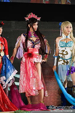 画像ギャラリー No.124のサムネイル画像 / ［TGS 2018］「Cosplay Collection Night」フォトレポート。ゲームから抜け出してきたかのようなコスプレイヤーたちの艶姿をチェック