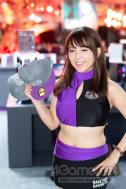 画像ギャラリー No.029のサムネイル画像 / TGS 2018会場を彩ったコンパニオン・コスプレイヤーの写真集をお届け。もちろんZIPファイル付き