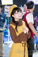 画像ギャラリー No.030のサムネイル画像 / TGS 2018会場を彩ったコンパニオン・コスプレイヤーの写真集をお届け。もちろんZIPファイル付き
