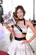 画像ギャラリー No.091のサムネイル画像 / TGS 2018会場を彩ったコンパニオン・コスプレイヤーの写真集をお届け。もちろんZIPファイル付き