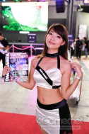 画像ギャラリー No.102のサムネイル画像 / TGS 2018会場を彩ったコンパニオン・コスプレイヤーの写真集をお届け。もちろんZIPファイル付き