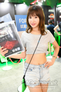 画像ギャラリー No.156のサムネイル画像 / TGS 2018会場を彩ったコンパニオン・コスプレイヤーの写真集をお届け。もちろんZIPファイル付き