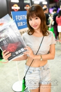画像ギャラリー No.157のサムネイル画像 / TGS 2018会場を彩ったコンパニオン・コスプレイヤーの写真集をお届け。もちろんZIPファイル付き