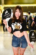画像ギャラリー No.174のサムネイル画像 / TGS 2018会場を彩ったコンパニオン・コスプレイヤーの写真集をお届け。もちろんZIPファイル付き