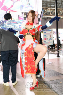 画像ギャラリー No.197のサムネイル画像 / TGS 2018会場を彩ったコンパニオン・コスプレイヤーの写真集をお届け。もちろんZIPファイル付き