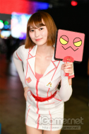 画像ギャラリー No.273のサムネイル画像 / TGS 2018会場を彩ったコンパニオン・コスプレイヤーの写真集をお届け。もちろんZIPファイル付き