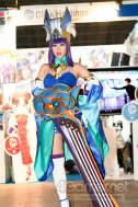 画像ギャラリー No.294のサムネイル画像 / TGS 2018会場を彩ったコンパニオン・コスプレイヤーの写真集をお届け。もちろんZIPファイル付き