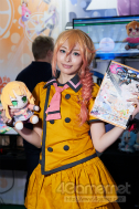 画像ギャラリー No.396のサムネイル画像 / TGS 2018会場を彩ったコンパニオン・コスプレイヤーの写真集をお届け。もちろんZIPファイル付き