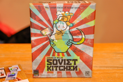 画像ギャラリー No.001のサムネイル画像 / ［SPIEL'18］ソビエトの不味い飯を振る舞うカードゲーム「Soviet Kitchen」，スマホを使ったその華麗な力技の成果をレポート