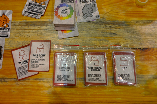 画像ギャラリー No.014のサムネイル画像 / ［SPIEL'18］ソビエトの不味い飯を振る舞うカードゲーム「Soviet Kitchen」，スマホを使ったその華麗な力技の成果をレポート