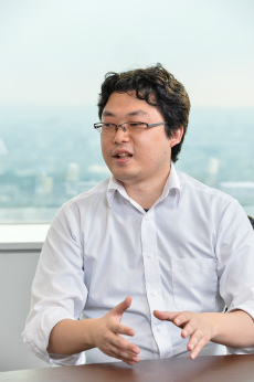 画像ギャラリー No.017のサムネイル画像 / 【PR】男色ディーノ選手がデバッグ業務に挑戦。適性テストの結果はいかに? デジタルハーツの“エキスパートデバッガー”に突撃取材も