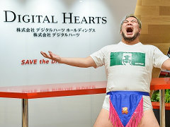 【PR】男色ディーノ選手がデバッグ業務に挑戦。適性テストの結果はいかに？ デジタルハーツの“エキスパートデバッガー”に突撃取材も