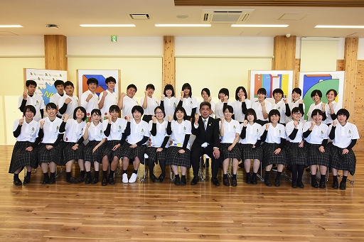 画像ギャラリー No.002のサムネイル画像 / 宮崎県小林市「シムシティ課」，地元高校生31名による最終報告のレポートが公開