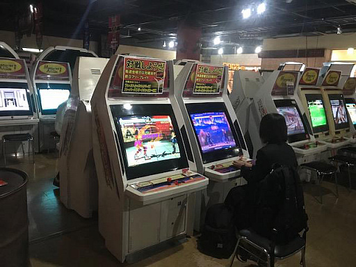 画像ギャラリー No.010のサムネイル画像 / ビデオゲームの語り部たち 第12部:「ゲームインみとや鶯谷店」の閉店で新たな道を歩き出した武井幹夫氏と「ファイティングバイパーズ」筐体の今