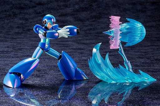 画像ギャラリー No.001のサムネイル画像 / 「ロックマンX」のエネルギーチャージ時の“エックス”を再現したフィギュアが2019年9月に発売予定