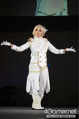 画像ギャラリー No.031のサムネイル画像 / 東京ゲームショウ恒例のイベント「Cosplay Collection Night」フォトレポート。国内外のコスプレイヤーたちがステージで競演