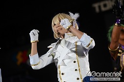 画像ギャラリー No.036のサムネイル画像 / 東京ゲームショウ恒例のイベント「Cosplay Collection Night」フォトレポート。国内外のコスプレイヤーたちがステージで競演