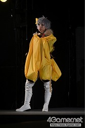 画像ギャラリー No.098のサムネイル画像 / 東京ゲームショウ恒例のイベント「Cosplay Collection Night」フォトレポート。国内外のコスプレイヤーたちがステージで競演