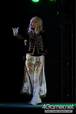 画像ギャラリー No.105のサムネイル画像 / 東京ゲームショウ恒例のイベント「Cosplay Collection Night」フォトレポート。国内外のコスプレイヤーたちがステージで競演