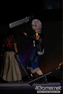 画像ギャラリー No.149のサムネイル画像 / 東京ゲームショウ恒例のイベント「Cosplay Collection Night」フォトレポート。国内外のコスプレイヤーたちがステージで競演
