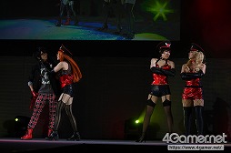 画像ギャラリー No.299のサムネイル画像 / 東京ゲームショウ恒例のイベント「Cosplay Collection Night」フォトレポート。国内外のコスプレイヤーたちがステージで競演