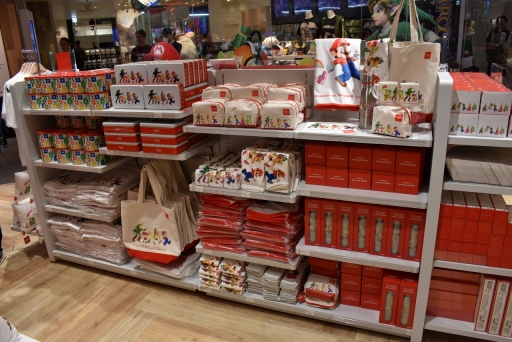 画像ギャラリー No.031のサムネイル画像 / 国内初の任天堂直営店「Nintendo TOKYO」やカプコン初のオフィシャルショップが並ぶ，ゲームファン必見の「渋谷PARCO」6階をレポート