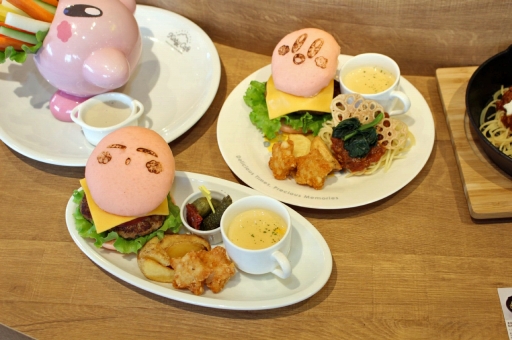 画像ギャラリー No.012のサムネイル画像 / 東京スカイツリータウンの「カービィカフェ」が常設店舗となって12月12日にオープン。ウィスピーウッズの下で，新しいメニューを存分に楽しもう