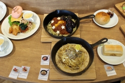 画像ギャラリー No.014のサムネイル画像 / 東京スカイツリータウンの「カービィカフェ」が常設店舗となって12月12日にオープン。ウィスピーウッズの下で，新しいメニューを存分に楽しもう