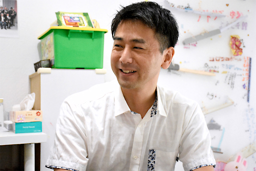 画像ギャラリー No.001のサムネイル画像 / 意外なところにゲーム人 第6回：沖縄で子ども達にプログラミングを教える，元任天堂の毛呂 功氏