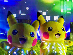 ピカチュウ達による光のパフォーマンス。「ピカチュウ大量発生チュウ！2019」，グランモール公園でのパフォーマンスの映像が公開