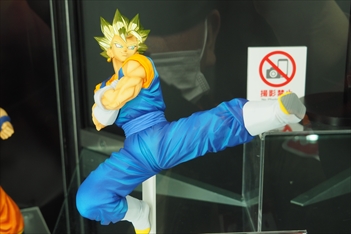 画像ギャラリー No.010のサムネイル画像 / 人気タイトルのキャラクタープライズが続々登場。「第59回プライズフェア」フォトレポート(その2):BANDAI SPIRITS/タイトー/エイコー編