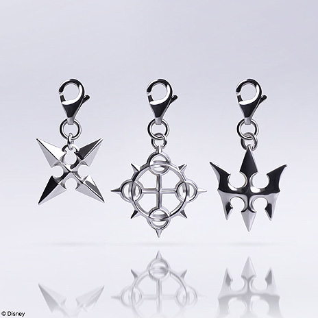 画像ギャラリー No.028のサムネイル画像 / 「キングダム ハーツ」グッズの新商品として,シルバーのブレスレット2種とネックレス,チャームセット3種が9月発売へ