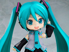 「初音ミク」が手のひらサイズのねんどろいどどーるに。12月発売で，予約受付は本日スタート