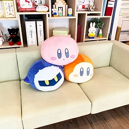 画像ギャラリー No.002のサムネイル画像 / 「星のカービィ」のカービィやワドルディ，メタナイトをモチーフにしたクッションが登場