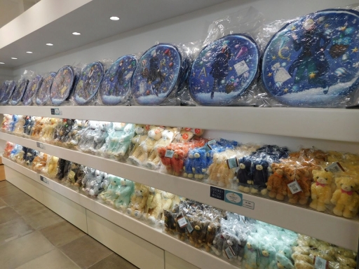 画像ギャラリー No.008のサムネイル画像 / 「うたの☆プリンスさまっ♪」SHINING STOREが4都市で順次オープン。原宿店のフォトレポートで，アイドルたちの魅力あふれるコンセプトグッズを紹介