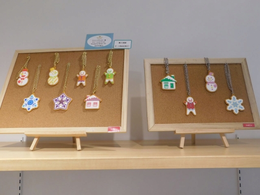 画像ギャラリー No.026のサムネイル画像 / 「うたの☆プリンスさまっ♪」SHINING STOREが4都市で順次オープン。原宿店のフォトレポートで，アイドルたちの魅力あふれるコンセプトグッズを紹介