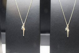 画像ギャラリー No.008のサムネイル画像 / 「ツイステ」や「カービィ」などのキャラクタージュエリーがいっぱい。ジュエリー専門店U-TREASUREがオトメイトビルに移転