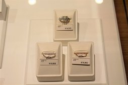 画像ギャラリー No.014のサムネイル画像 / 「ツイステ」や「カービィ」などのキャラクタージュエリーがいっぱい。ジュエリー専門店U-TREASUREがオトメイトビルに移転