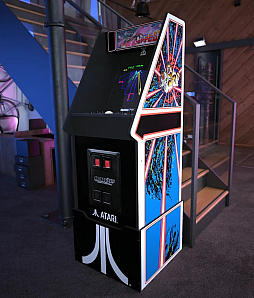 画像ギャラリー No.002のサムネイル画像 / Arcade1Up，KONAMI＆デコのMarvelゲームを収録したものなど6種の新製品を発表。“テーブルゲーム内蔵テーブル”も